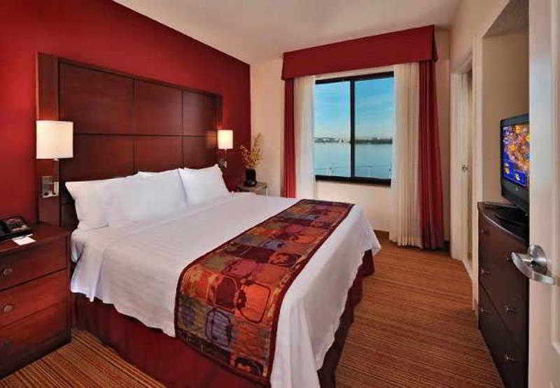 Residence Inn By Marriott National Harbor Washington, D.C. Area Екстериор снимка